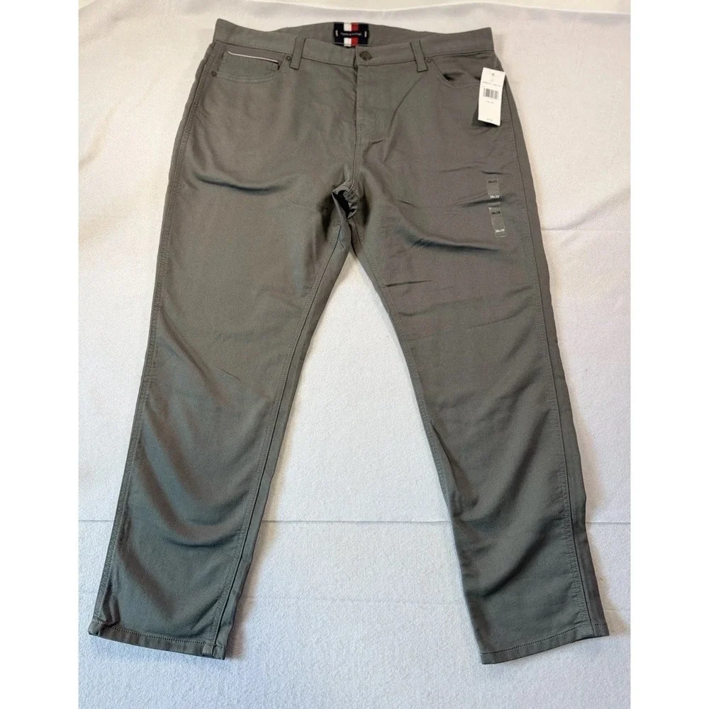 Tommy Hilfiger Mens Size 38X30 Pants Flex Slim Straight Performance Grey